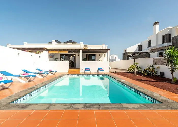 Tropical By Willa Playa Blanca (Lanzarote)