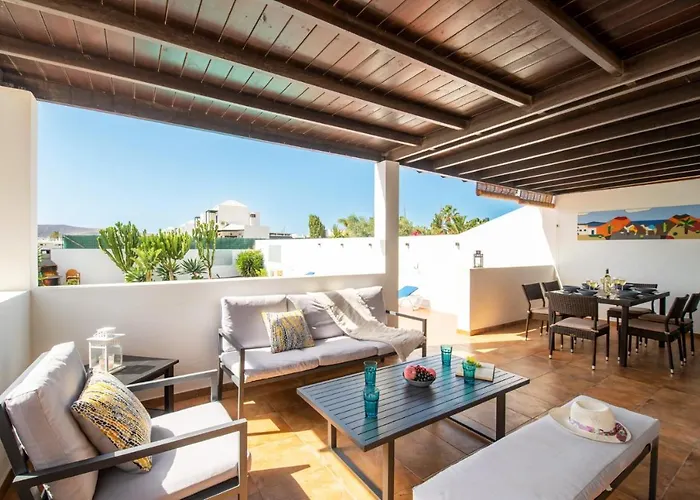 Tropical By Willa Playa Blanca (Lanzarote)