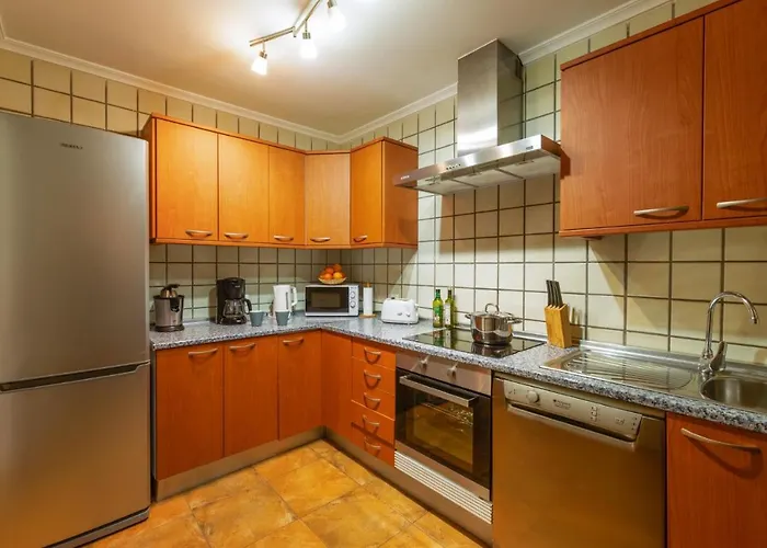 Tropical By فيلة بلايا بلانكا