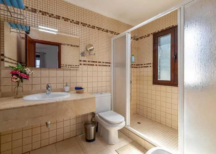 Tropical By فيلة